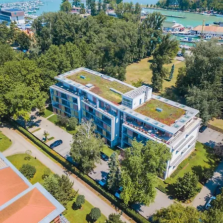 Mf Azur Wellness * Siófok